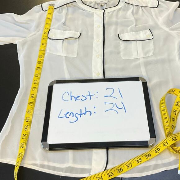 Worthington Sheer Button Front Blouse Size L Ivory w Black Piping - Picture 9 of 9